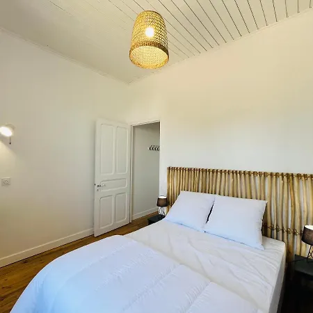 Maison Des Annees 1920 - A 150 M De L'ocean Et Proche Des Commodites - 4 Independants *