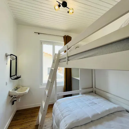 Vakantiehuis Maison Des Annees 1920 - A 150 M De L'ocean Et Proche Des Commodites - 4 Independants