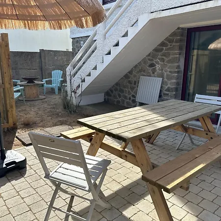 Holiday home Maison Des Annees 1920 - A 150 M De L'ocean Et Proche Des Commodites - 4 Independants