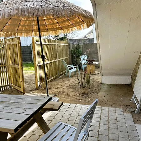 Maison Des Annees 1920 - A 150 M De L'ocean Et Proche Des Commodites - 4 Independants *