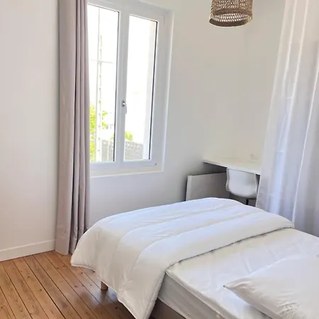 Maison Des Annees 1920 - A 150 M De L'ocean Et Proche Des Commodites - 4 Independants Semesterbostad