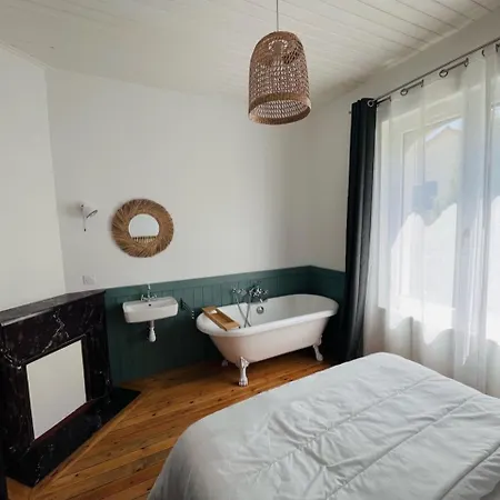 Maison Des Annees 1920 - A 150 M De L'ocean Et Proche Des Commodites - 4 Independants Saint-Jean-de-Monts