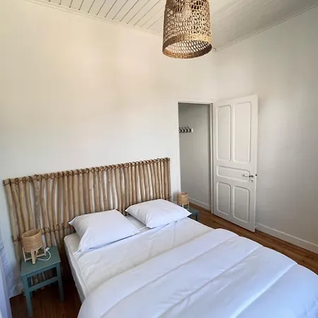 Vakantiehuis Maison Des Annees 1920 - A 150 M De L'ocean Et Proche Des Commodites - 4 Independants