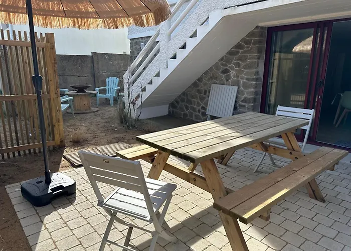 Holiday home Maison Des Annees 1920 - A 150 M De L'ocean Et Proche Des Commodites - 4 Independants