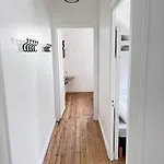 Maison Des Années 1920 - à 150 M De L'océan Et Proche Des Commodités - 4 Indépendants *