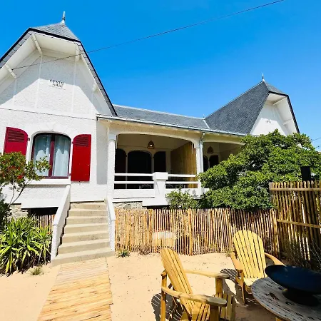 Дом отдыха Maison Des Annees 1920 - A 150 M De L'ocean Et Proche Des Commodites - 4 Independants