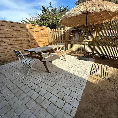 Дом отдыха Maison Des Annees 1920 - A 150 M De L'ocean Et Proche Des Commodites - 4 Independants