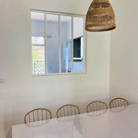 Дом отдыха Maison Des Annees 1920 - A 150 M De L'ocean Et Proche Des Commodites - 4 Independants *