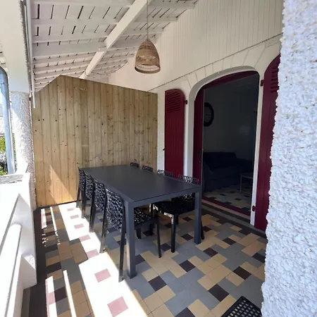 Maison Des Annees 1920 - A 150 M De L'ocean Et Proche Des Commodites - 4 Independants Дом отдыха Сен-Жан-де-Мон