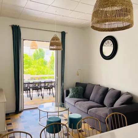 Дом отдыха Maison Des Annees 1920 - A 150 M De L'ocean Et Proche Des Commodites - 4 Independants *