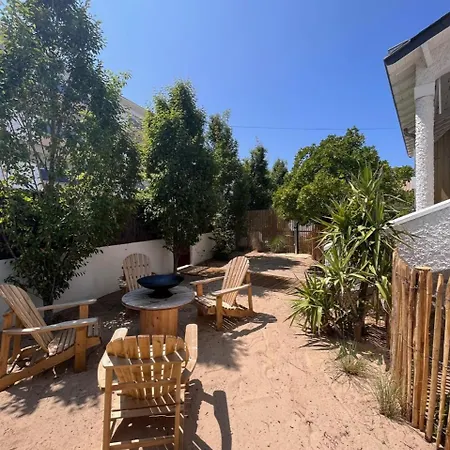 Maison Des Annees 1920 - A 150 M De L'ocean Et Proche Des Commodites - 4 Independants Holiday home