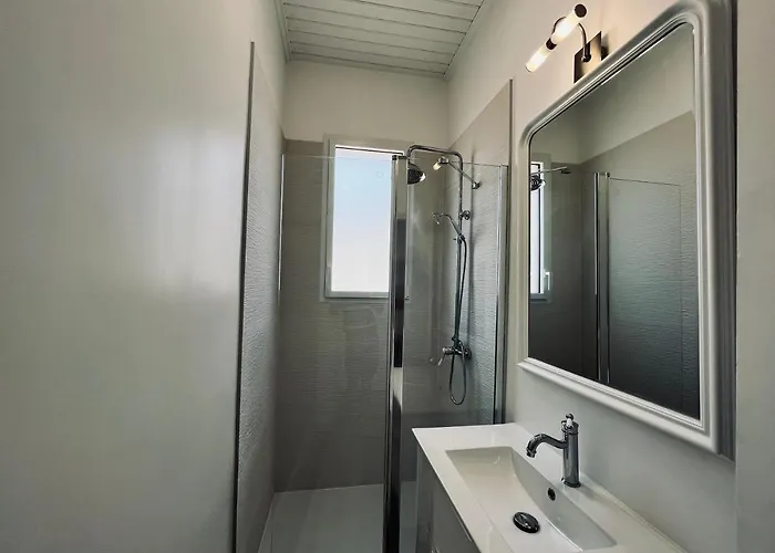 Maison Des Annees 1920 - A 150 M De L'ocean Et Proche Des Commodites - 4 Independants 펜션