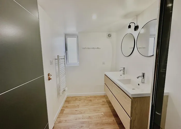 펜션 Maison Des Annees 1920 - A 150 M De L'ocean Et Proche Des Commodites - 4 Independants