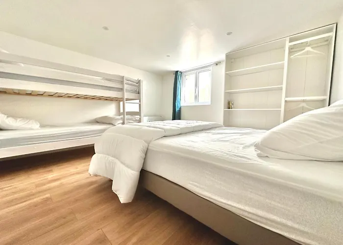 Maison Des Annees 1920 - A 150 M De L'ocean Et Proche Des Commodites - 4 Independants 펜션 생장드몽