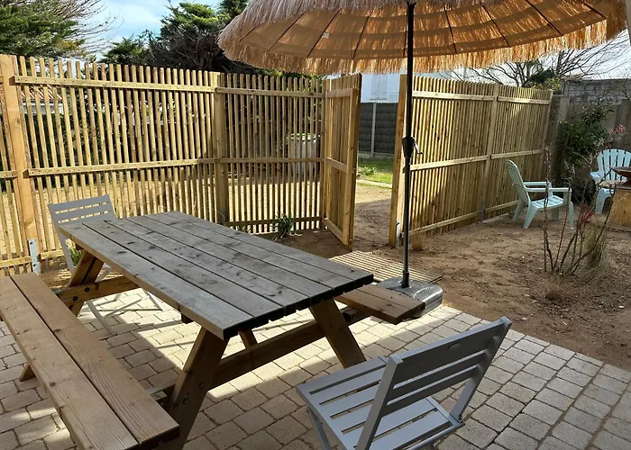 Maison Des Annees 1920 - A 150 M De L'ocean Et Proche Des Commodites - 4 Independants 펜션 생장드몽