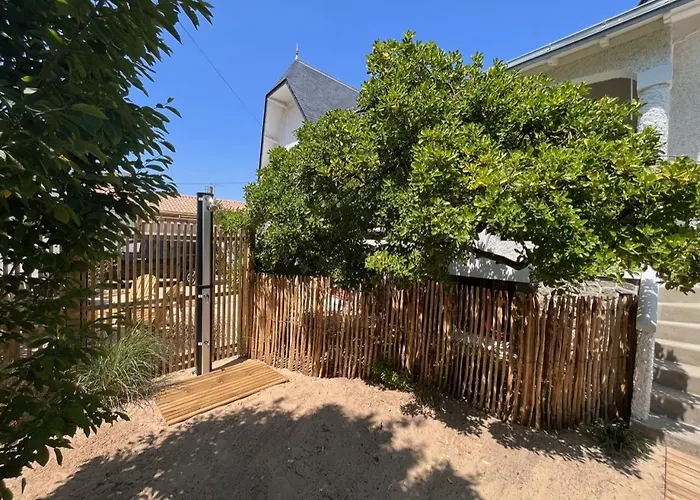 펜션 Maison Des Annees 1920 - A 150 M De L'ocean Et Proche Des Commodites - 4 Independants 생장드몽